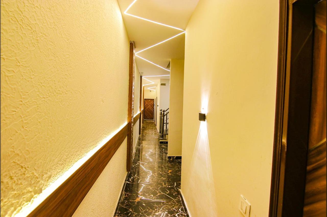 Fabhotel Palm Plaza Zirakpur Exterior foto